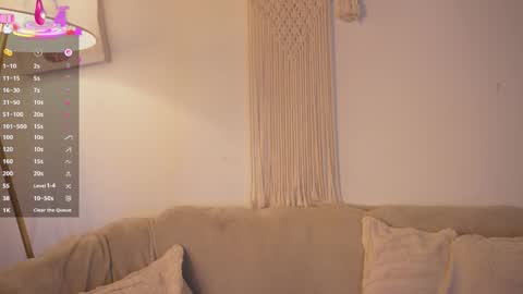 pretty_goddess online show from February 28, 8:57 pm