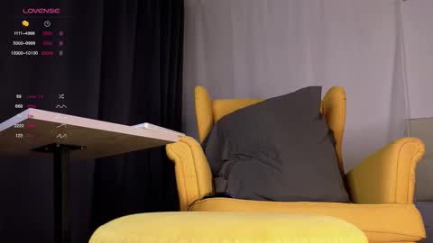 pretty_helga online show from March 3, 9:49 am