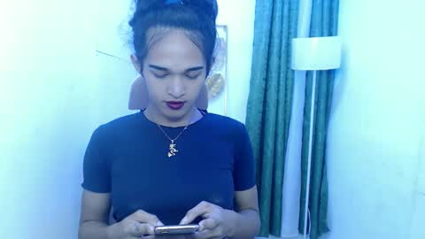 pretty_lady_kitty online show from January 19, 4:33 am