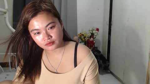 Its me NicoLe online show from April 9, 1:50 pm