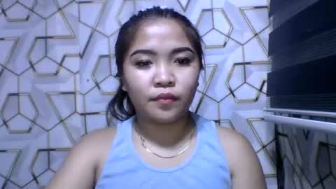 pretty_pharsa online show from June 29, 1:44 pm