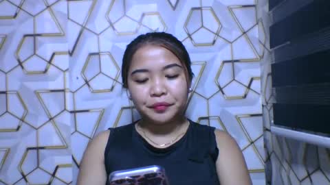 pretty_pharsa online show from July 3, 7:07 pm