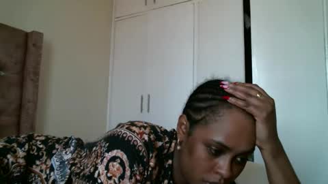 zii online show from February 10, 9:34 am