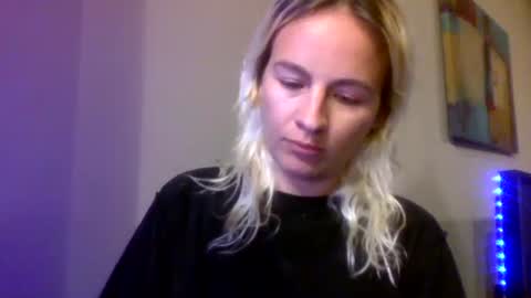 Missy  Jack online show from March 25, 1:45 am