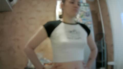 Bella online show from March 25, 3:02 am