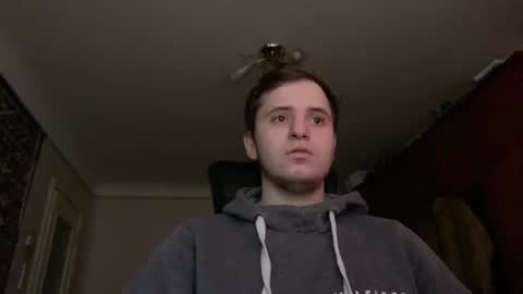 prettyboyhot01 online show from March 7, 9:40 am