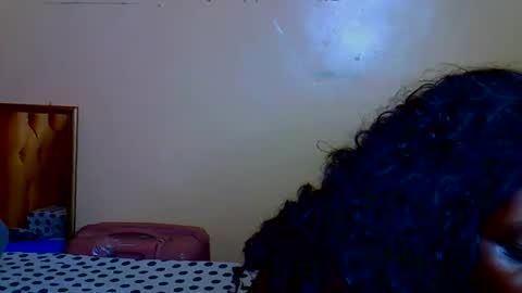 prettycandy0 online show from February 14, 4:43 pm