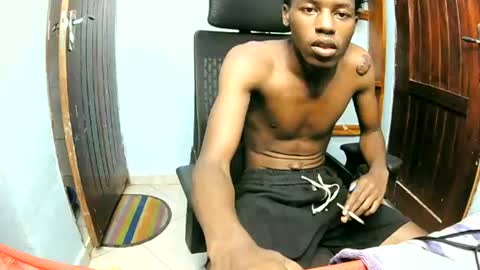 prettydick256 online show from June 23, 10:05 pm