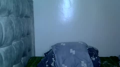 Prettiesexxy online show from March 15, 3:33 am