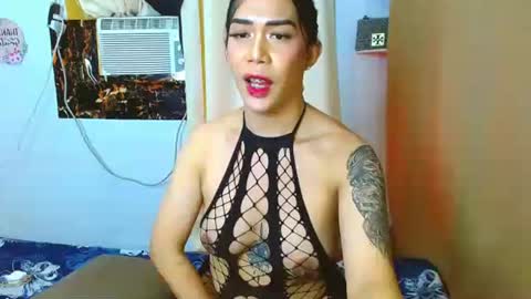 prettyiziets online show from February 2, 5:26 pm