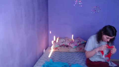 Snapshot of prettyjulliette chatting on February 20, 2:24 pm prettyjulliette online show from February 20, 2:24 pm