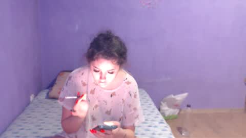 Snapshot of prettyjulliette chatting on February 15, 11:39 am prettyjulliette online show from February 15, 11:39 am