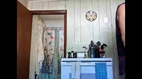 prettysolidd7 online show from September 8, 7:02 pm