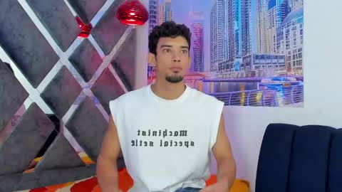 prince_arthur77 online show from November 12, 2:41 pm