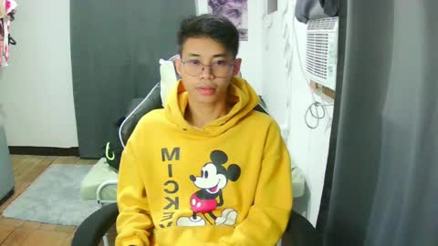 prince_harrison online show from April 23, 3:02 pm