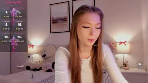 Princess Diana online show from March 3, 7:21 pm