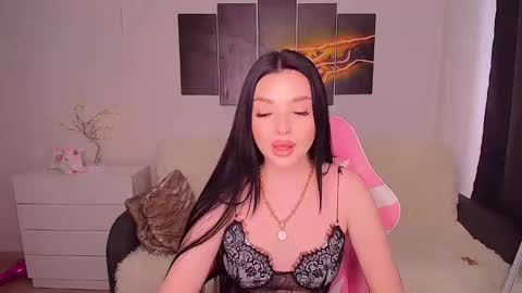 princessamira1 online show from March 10, 3:01 am