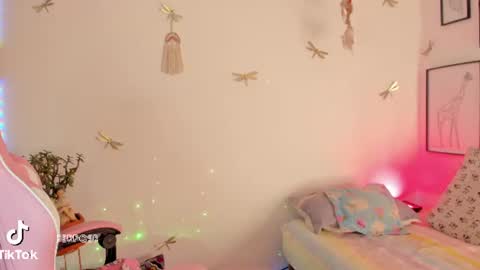 princessluna_14 online show from June 12, 10:09 pm