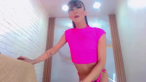 priscilarainbow online show from November 25, 3:05 am