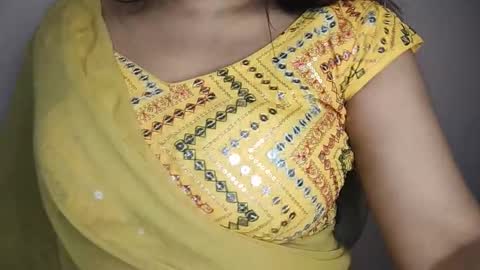 priyu_ online show from December 1, 3:10 pm