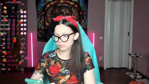 Di online show from February 5, 2:37 pm