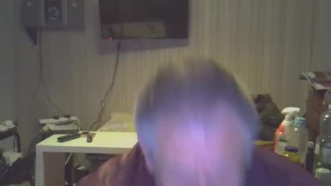 projectorepson online show from April 2, 6:59 pm