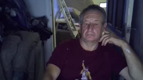 projectorepson online show from October 21, 5:05 pm