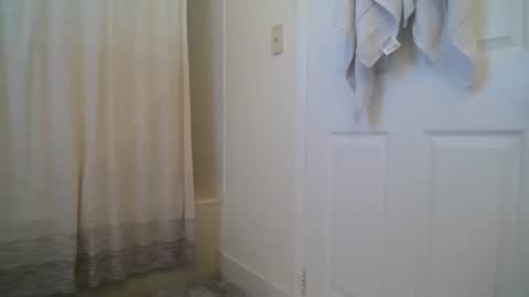 proseccopapi23 online show from January 4, 4:00 pm