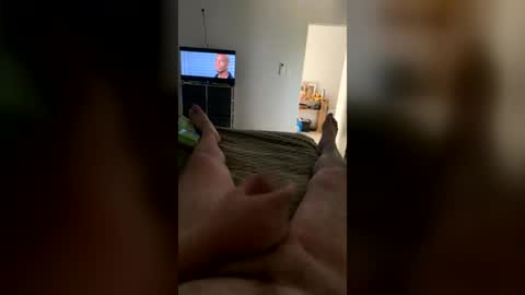 prouty1983 online show from August 5, 3:58 am