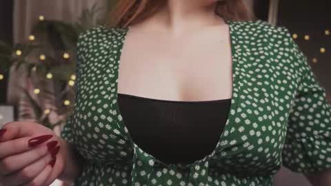 constant schedule Wednesday  Friday  Saturday  Sunday  The Rosemarie online show from November 8, 5:54 am