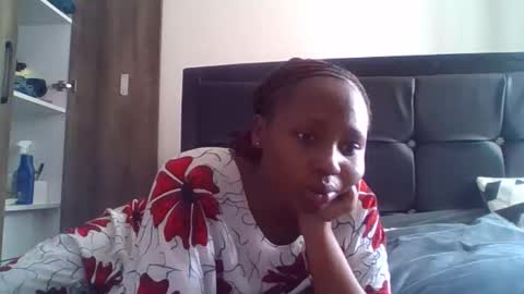 Snapshot of pussiey_tightte chatting on October 18, 8:51 am Sweetpie online show from October 18, 8:51 am