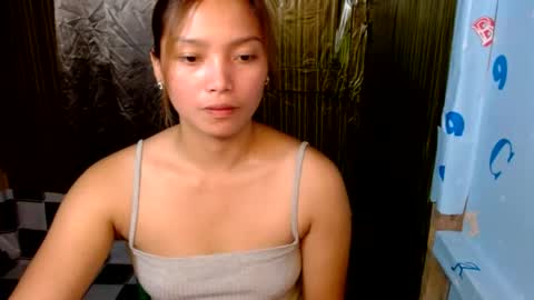 Natalie  xoxo online show from July 22, 5:09 am