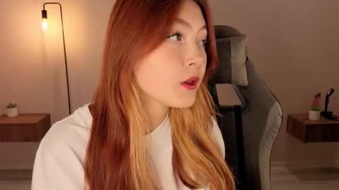 pussy_pikmi online show from December 2, 1:31 pm