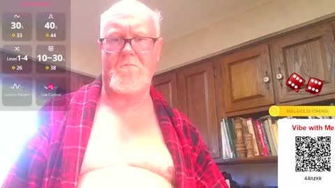 pussylover1365 online show from April 19, 11:44 am