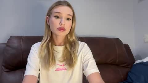 Lina online show from March 9, 7:51 pm