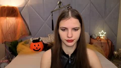 Ellie online show from October 30, 7:20 am