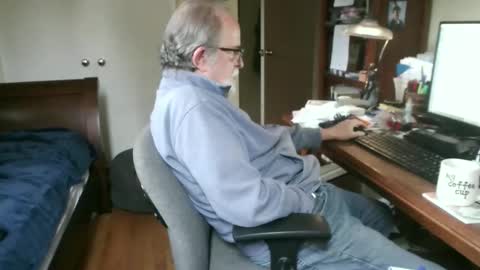 pyotrm2910 online show from December 3, 10:32 pm