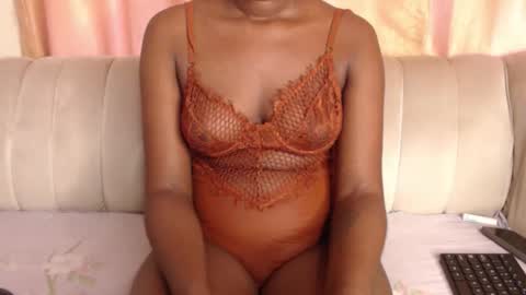 RYLEIGHN online show from November 7, 9:01 am