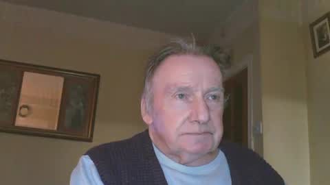 quathead online show from January 4, 7:02 pm