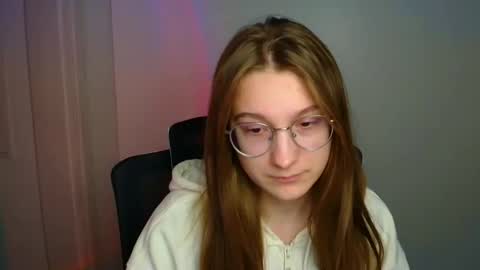 Amelie online show from February 13, 8:50 am