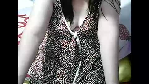 Snapshot of queen_ava05 chatting on October 15, 7:10 am queen_ava05 online show from October 15, 7:10 am