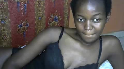 queen_banice online show from November 1, 2:12 am