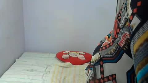 queen_jane8 online show from July 21, 4:53 pm