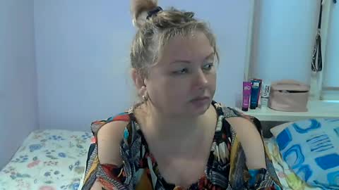 queen_jane8 online show from August 4, 2:24 pm