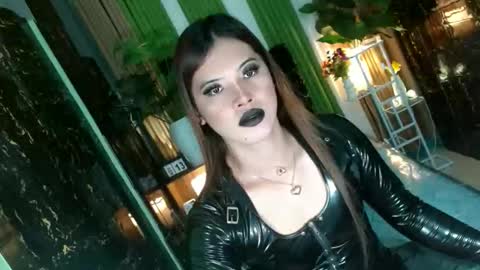 Kendal  online here from 6am-3pm philippine time online show from November 14, 2:03 am