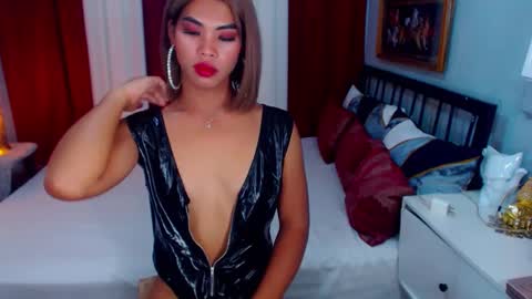 Scarlet online show from January 30, 1:20 pm