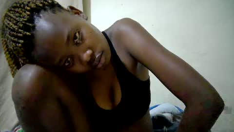 queen_slender online show from July 30, 12:00 am