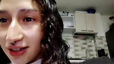 QUEENJEENN online show from October 16, 9:57 pm