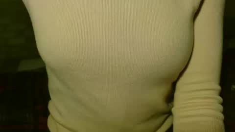 queenoftenderness online show from April 7, 7:38 pm