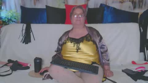 QueenPammy online show from February 22, 11:35 am